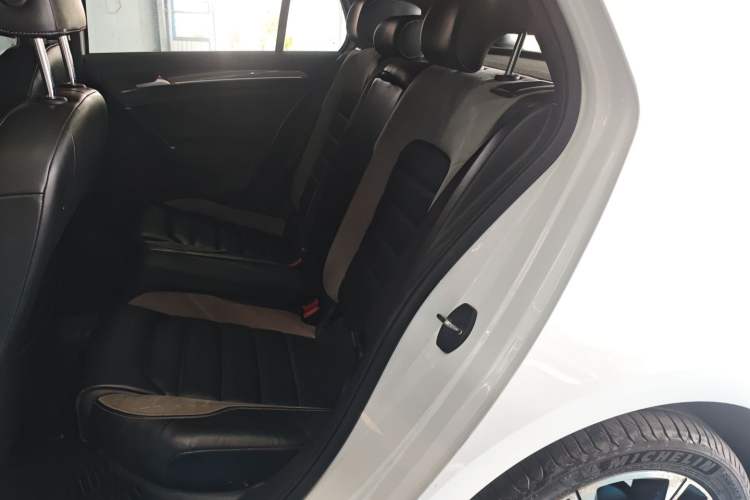 Used Volkswagen Golf 2018 280TSI Automatic R-Line Model Left Rear Seat