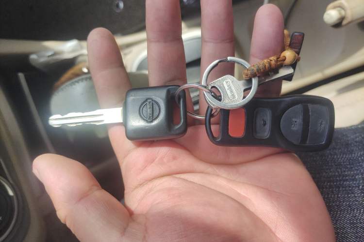 Used Nissan Sylphy 2012 Classic 1.6XE Automatic Comfort Edition Vehicle Key