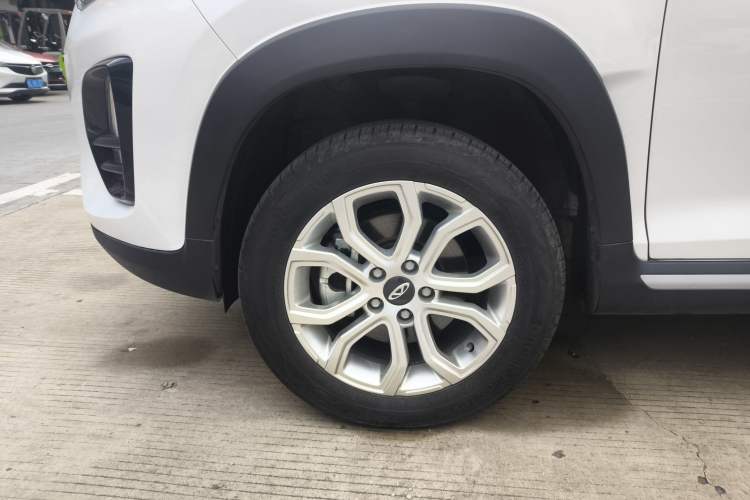 Used Chery Tiggo 3X 2021 PLUS 1.5L CVT Thrilling Red Date Edition Left Front Wheel Hub