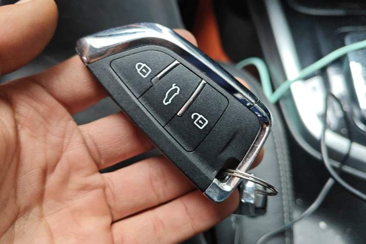 Used Nissan Terra 2018 2.5L Automatic 2WD Luxury Edition