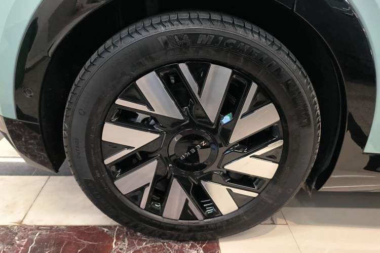 Used Zeekr MIX 2025 Long-Range Intelligent Driving Edition
