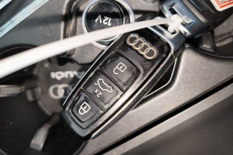 Used Audi A6L 2023 40 TFSI Luxury Dynamic Model Interior 1