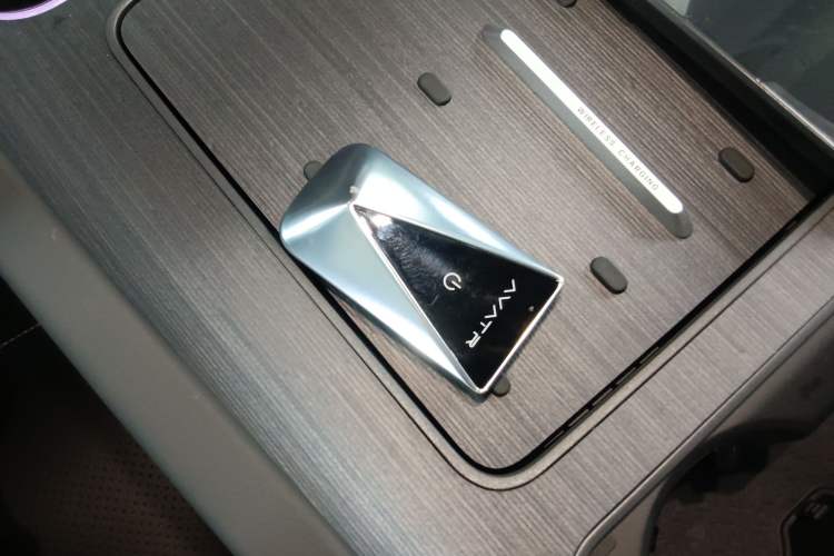 Used Avatr 12 2025 Ultra Extended-Range Edition Vehicle Key