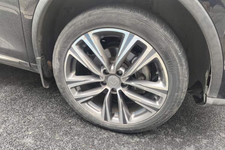 Used BYD Tang 2018 2.0T Automatic SmartConnect Prestige 7-Seater China V Standard
