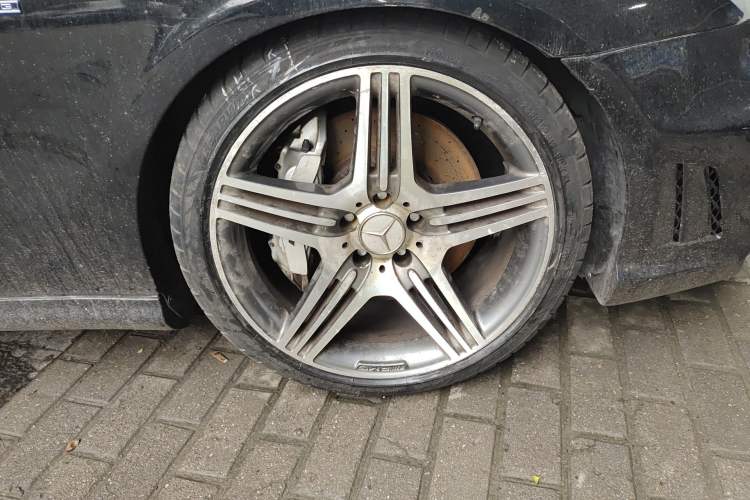 Used Mercedes-Benz CLS AMG 2008 AMG CLS 63 Right Front Wheel Hub