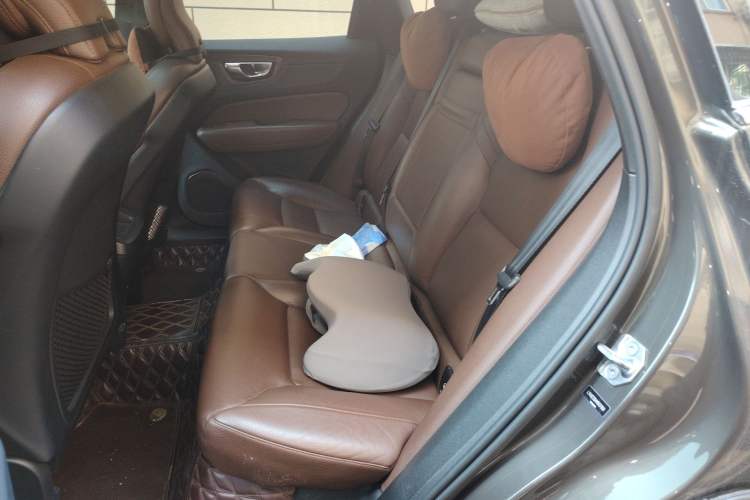 Used Volvo XC60 2021 T5 4x4 Smart Luxury Edition