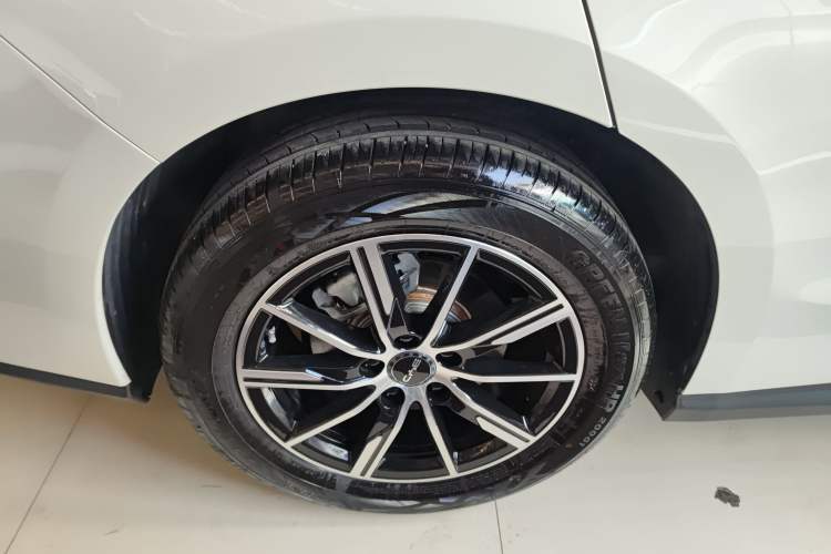 Used BYD Seal 06 New Energy 2025 DM-i Smart Drive 120KM Deluxe Model Exterior 5