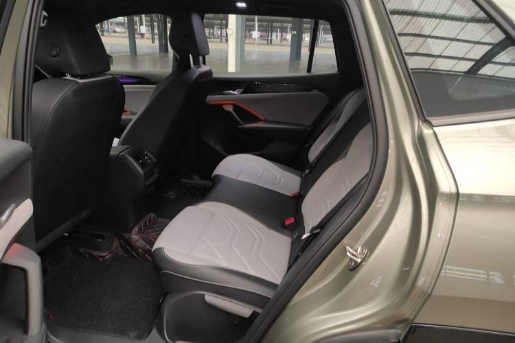 Used Volkswagen Tayron 2025 Tiguan L 380TSI 4Motion Luxury