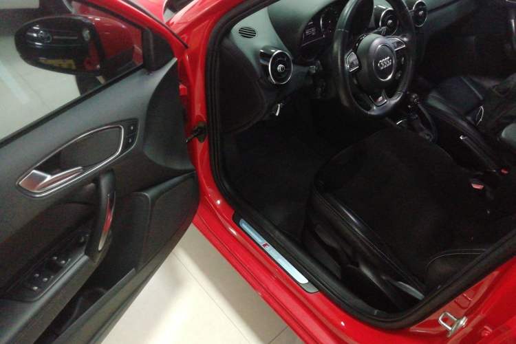 Used Audi A1 2014 30 TFSI Sportback Comfort Model