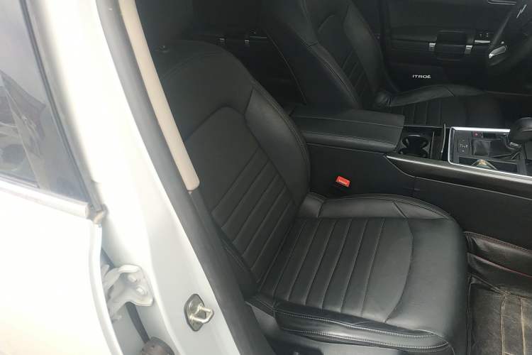 Used Citroen C6 2017 Revised Version 380THP Luxury Edition
