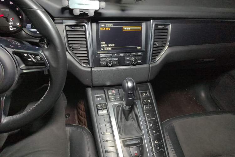 Used Porsche Macan 2014 Macan 2.0T Audio And AC Panel