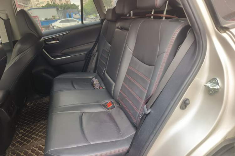 Used Toyota Wildlander New Energy 2021 High-Performance Edition 2.5L Two-Wheel Drive Powerful Version
