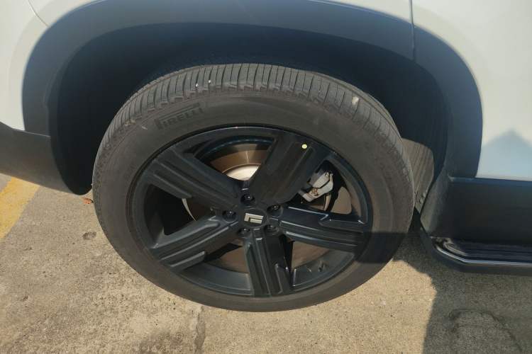 Used Polestones 01 2024 All-Purpose 7-Seater Standard Range Edition
