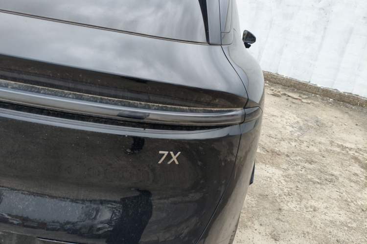 Used Zeekr 7X 2025 75 kWh Rear-Wheel Drive Intelligent Driving Version Right Rear Taillight