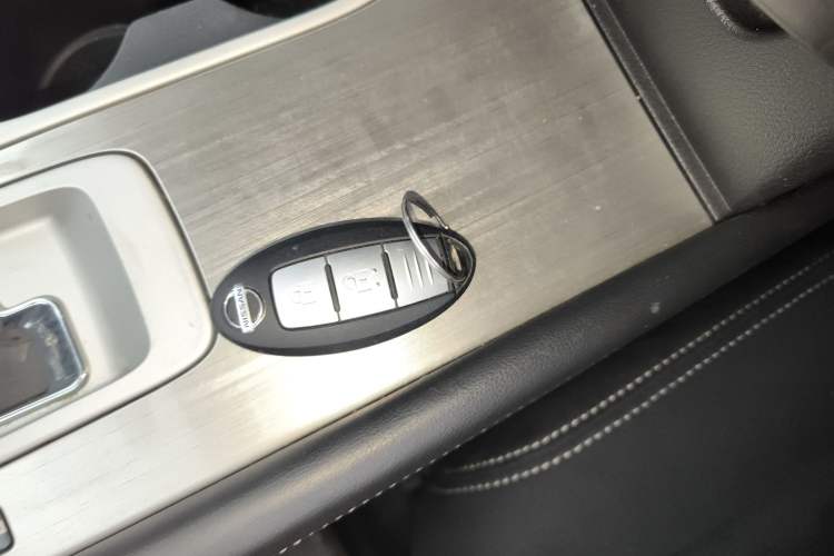 Used Nissan Murano 2021 2.5L XE Two-Wheel Drive Elite Edition Interior 1