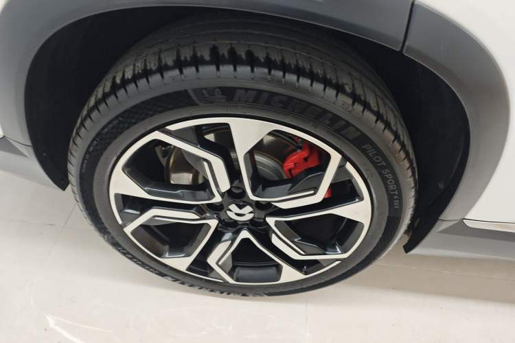 Used Nio ES8 2020 580 km Signature Edition 7-Seater Version
