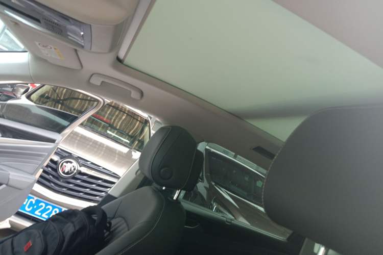 Used Volkswagen Passat 2022 330TSI Luxury Edition Headliner