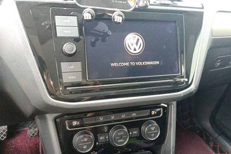 Used Volkswagen Tiguan L 2019 330TSI Automatic Two-Wheel Drive Panoramic Comfort Edition China VI Standard Audio And AC Panel