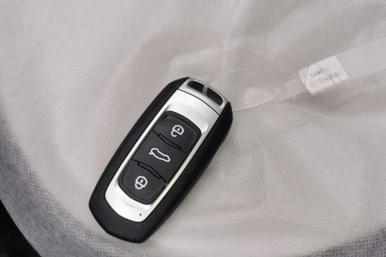 Used Geely Galaxy Panda 2025 210 km – Yuanqi Bear
