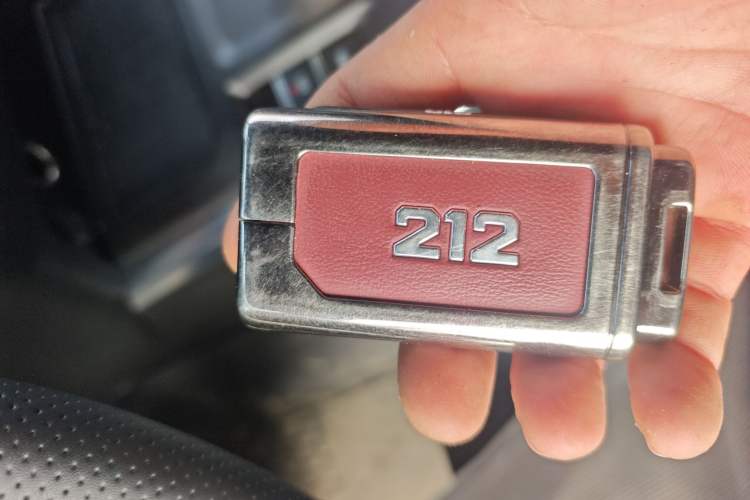 Used 212 T01 2025 2.0T Changfeng