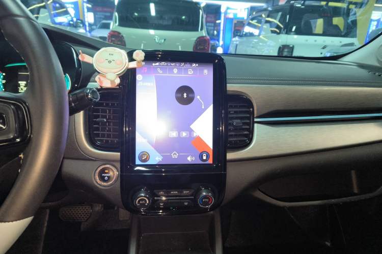 Used Chery New Energy Little Ant 2022 Sweet Pink Edition Half-Sugar Version Lithium Iron Phosphate 30 kW 301 km Audio And AC Panel