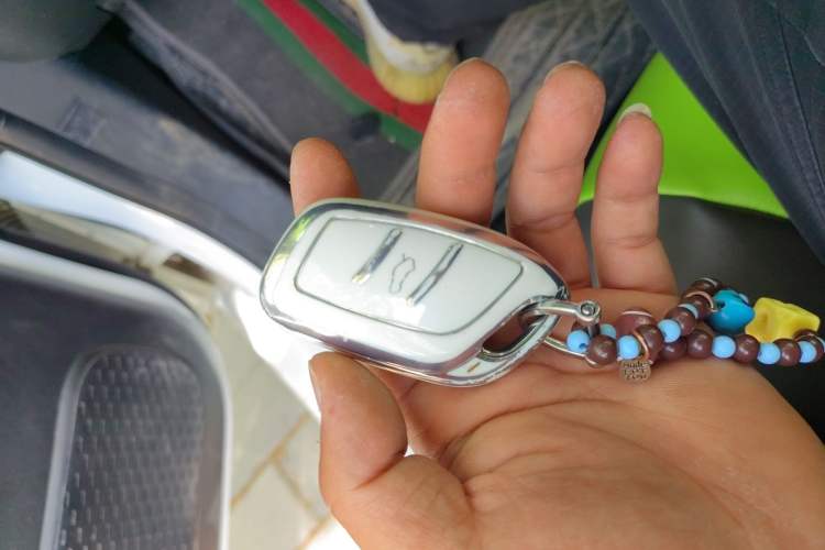 Used Roewe Clever 2021 302 km New Four-Seater Super-Efficient Version