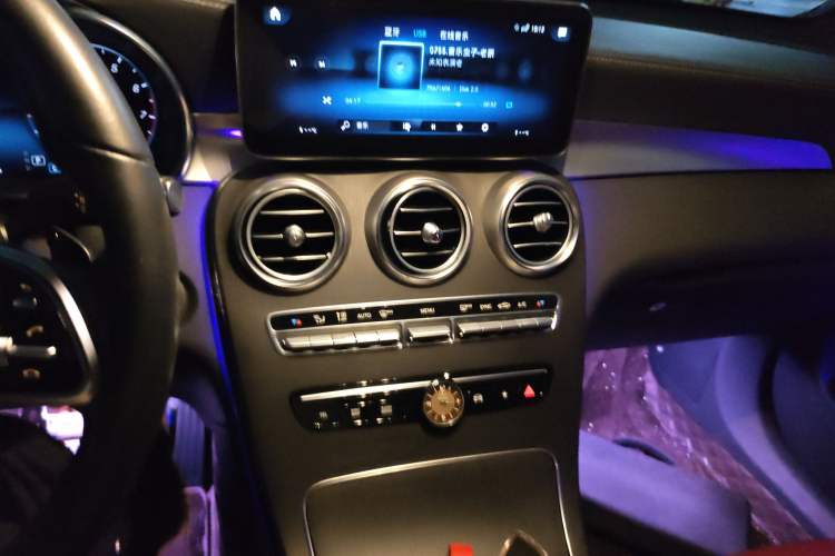 Used Mercedes-Benz GLC Coupe 2023 GLC 300 4MATIC Coupe SUV