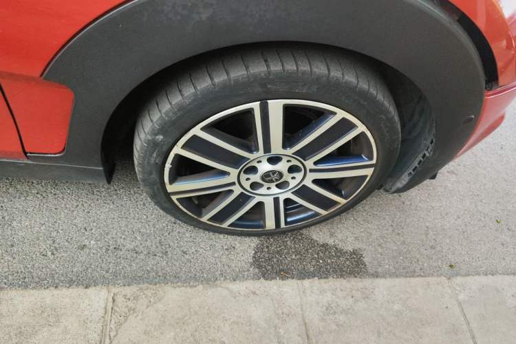 Used MINI Clubman 2019 2.0T COOPER S Right Front Wheel Hub
