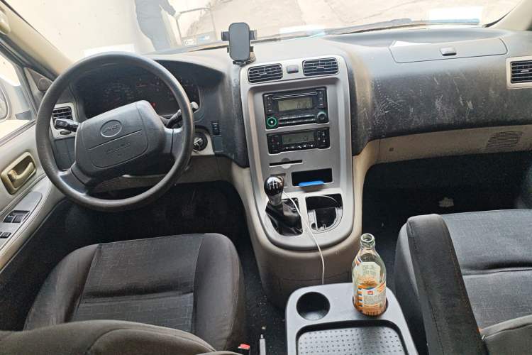 Used Jinbei Grace 2016 2.0L Express Utility Model Center Console