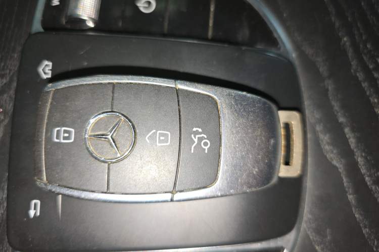 Used Mercedes-Benz C-Class 2020 C 200 L Fashion Edition Sport Version
