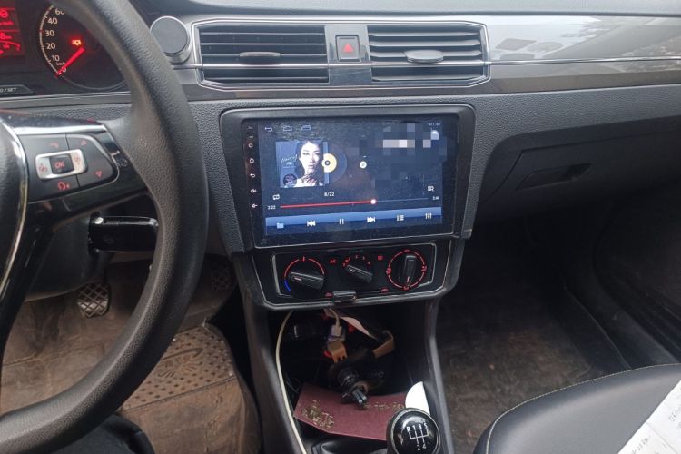 Used Volkswagen Santana 2016 1.6L Manual Comfort Edition
