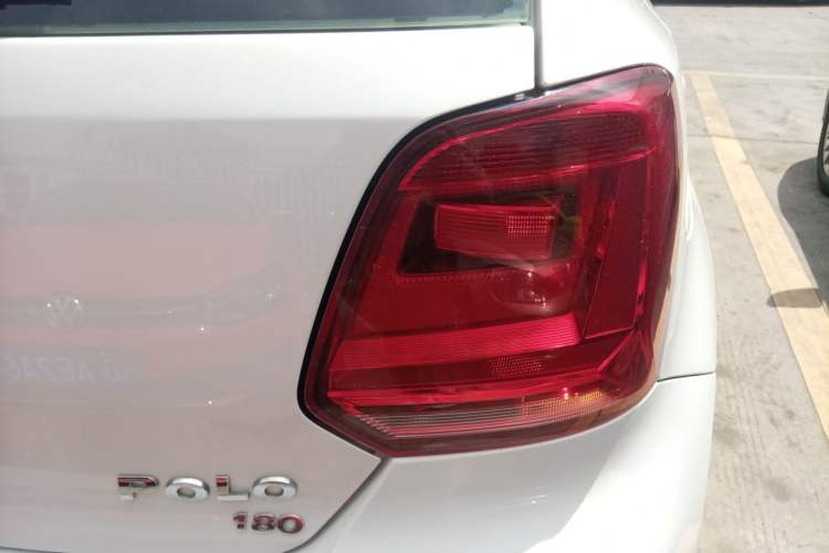 Used Volkswagen Polo 2016 1.6L Automatic Comfort Model Exterior 3
