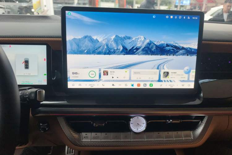 Used Tank 500 New Energy 2023 Hi4-T