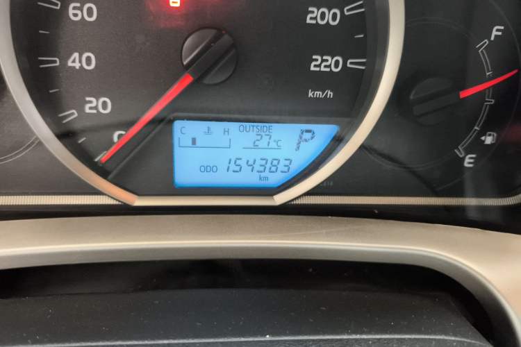 Used Toyota RAV4 2015 2.0L CVT Two-Wheel Drive Fashion Edition