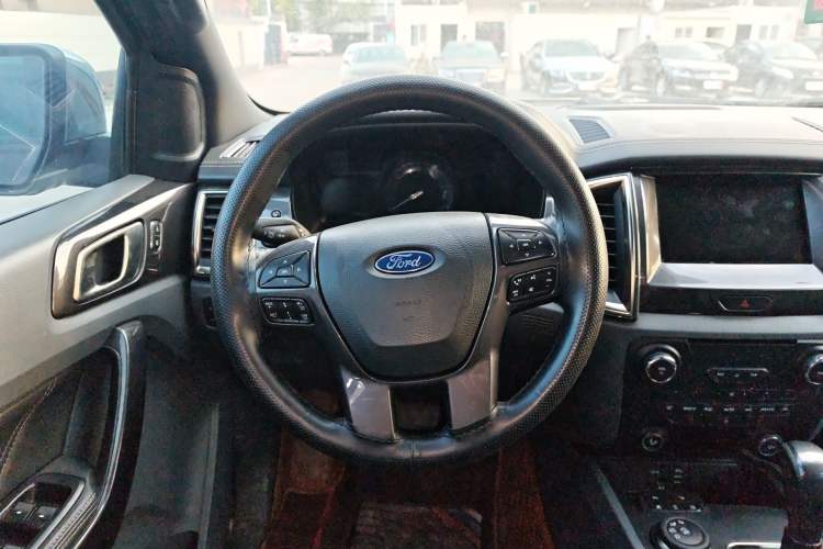 Used Ford Everest 2016 2.0T Gasoline Automatic 4x4 Luxury Edition