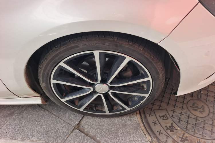 Used Mercedes-Benz CLA 2015 CLA 200 Right Front Wheel Hub