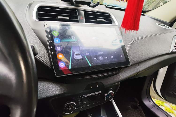 Used Ford Escort 2015 1.5L Automatic Fashion Model
