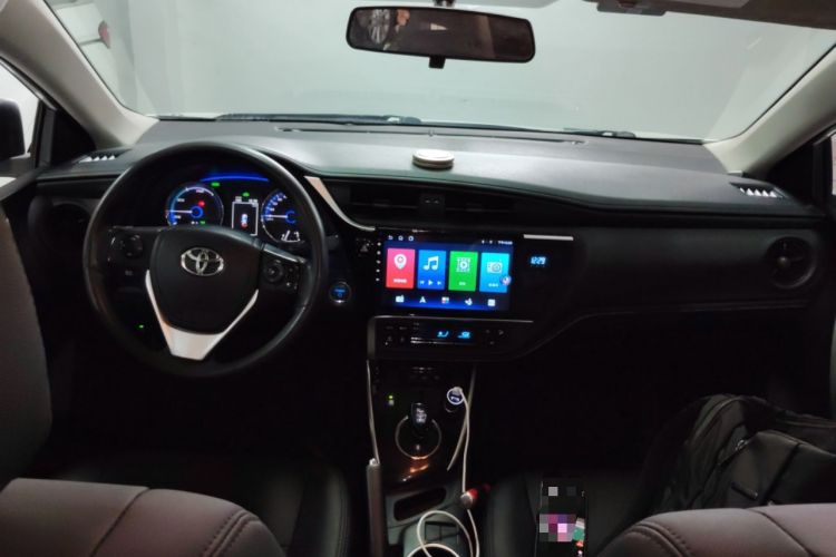 Used Toyota Levin Hybrid E+ 2019 1.8L PH GS E-CVT Elite Edition Center Console