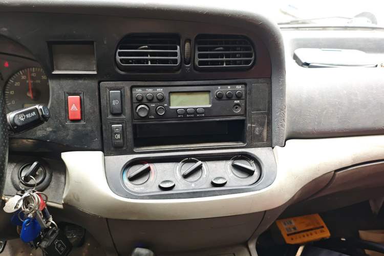 Used Jinbei Hiace 2014 2.0L 5th Generation Kuaiyunwang Business Version 4G19
