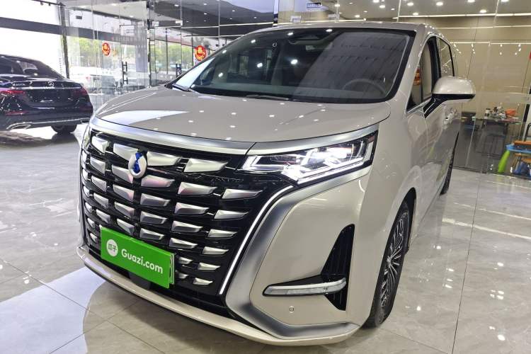 Used Denza D9 2022 DM-i 970 Four-Wheel Drive Flagship Model