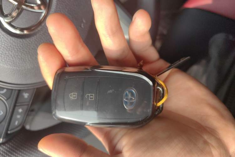 Used Toyota Corolla Cross 2023 Dual-Motor 2.0L Pioneer Edition
