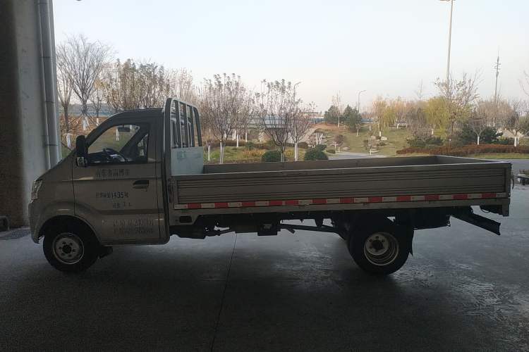 Used Kuayue Kuayue Wang X5 2018 1.5L PLUS Mid-Range Single-Cab with Dual Rear Wheels and Standard Cargo Bed DK15C