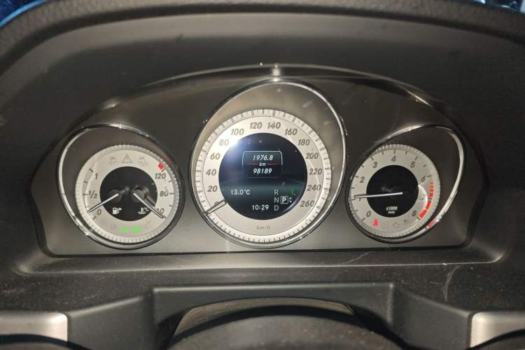 Used Mercedes-Benz GLK-Class 2013 GLK 300 4MATIC Dynamic Sunroof Model
