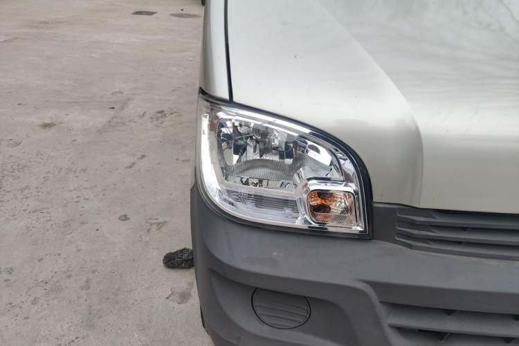 Used Wuling Zhiguang 2013 1.0L Practical Version
