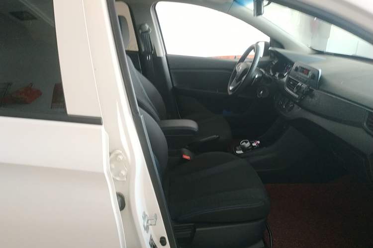 Used Baojun 310W 2020 1.5L Automatic Enjoyment Version China VI Emission Standard