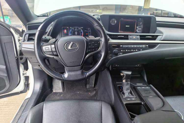Used Lexus ES 2020 200 Excellence Edition Steering Wheel