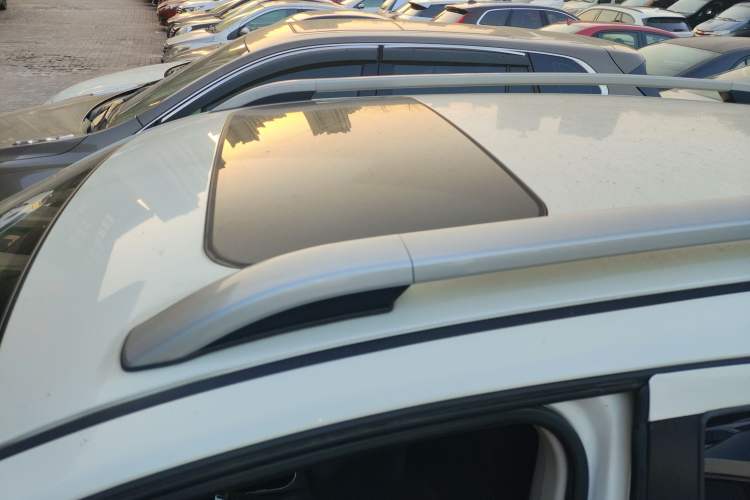 Used Venucia T70 2019 2.0L CVT Enjoy Edition China V Standard
