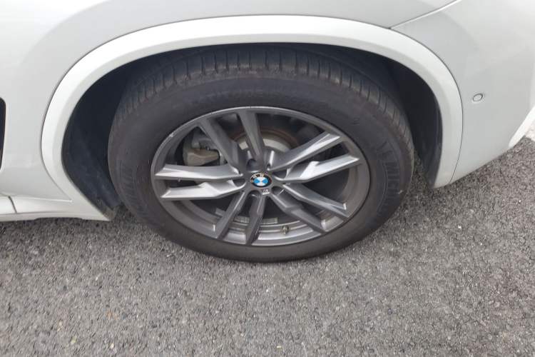 Used BMW X3 2020 xDrive28i M Sport Package Right Front Wheel Hub