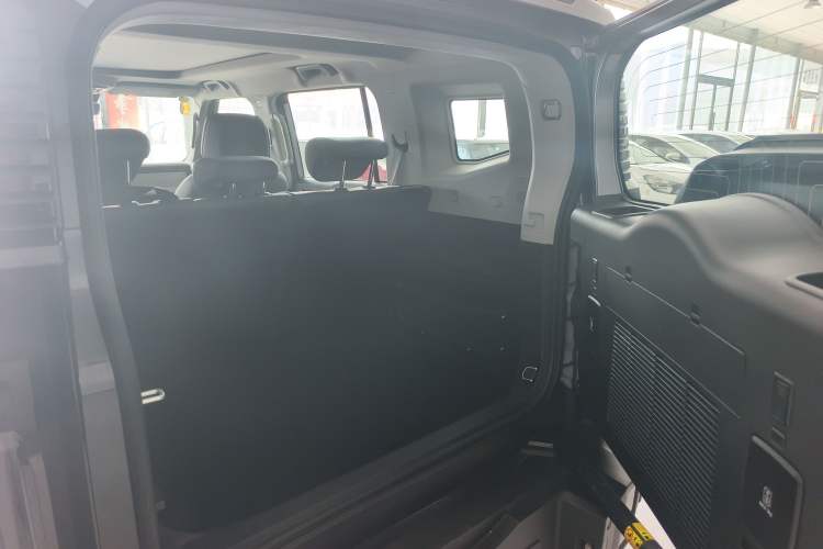 Used JETOUR Shanhai Traveler C-DM 2024 C-DM 129KM Linye Edition Trunk