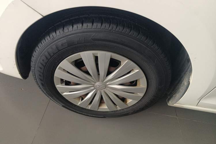 Used Volkswagen Santana 2016 1.6L Manual Fashion Edition
